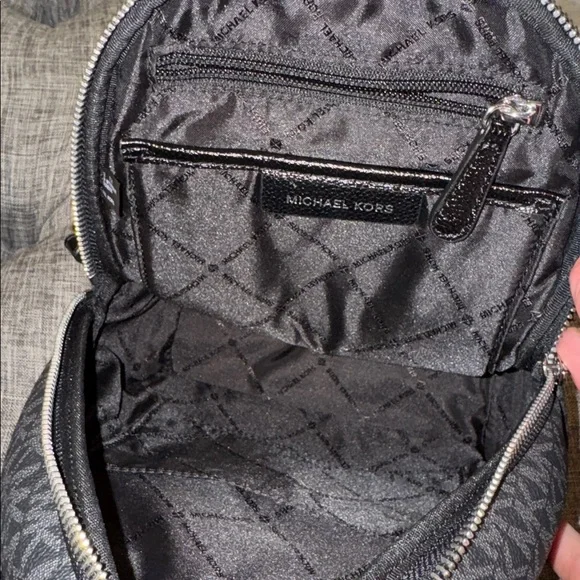 Michael Kors Backpack Erin Signature Backpack - Picture 11 of 17